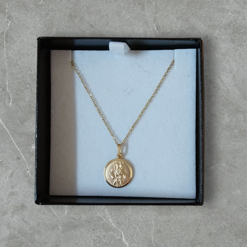 Chains & Pendants
