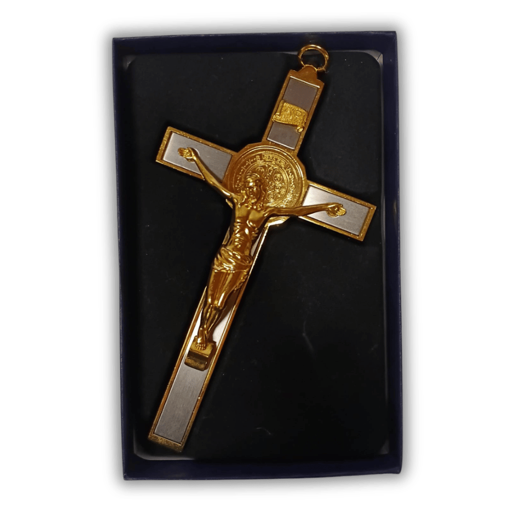 Metal Wall Crucifix: 17cm