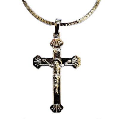 Crucifix Silver w scalloped ends & silver chain